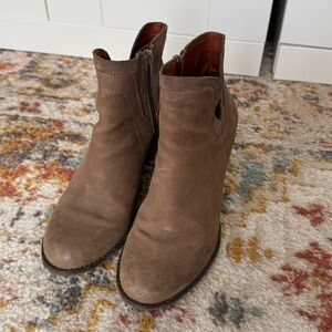 Lucky Brand Yenata leather wedge bootie